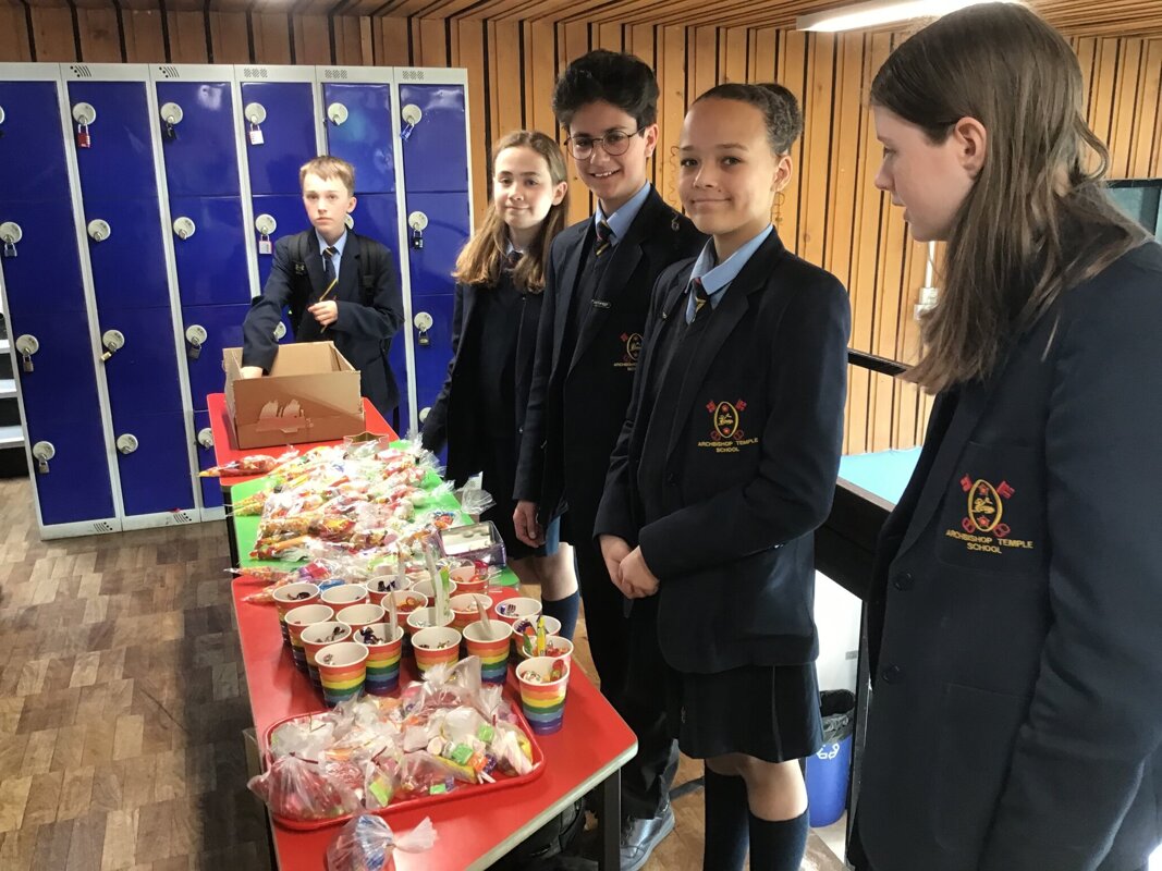 Image of 7E raise over £90 for their chosen charity Cancer Research!